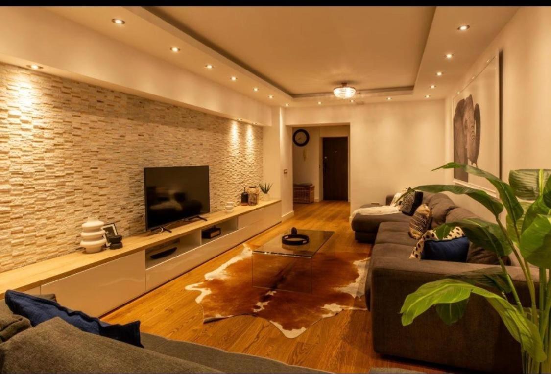 Downtown Oasis Unirii Apartment บูคาเรสต์ ภายนอก รูปภาพ
